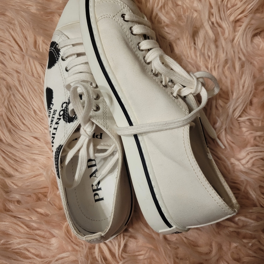 Prada Women's 1E617M White Fabric Synthesis Polka Dot Pointy Sneakr - Picture 6 of 7
